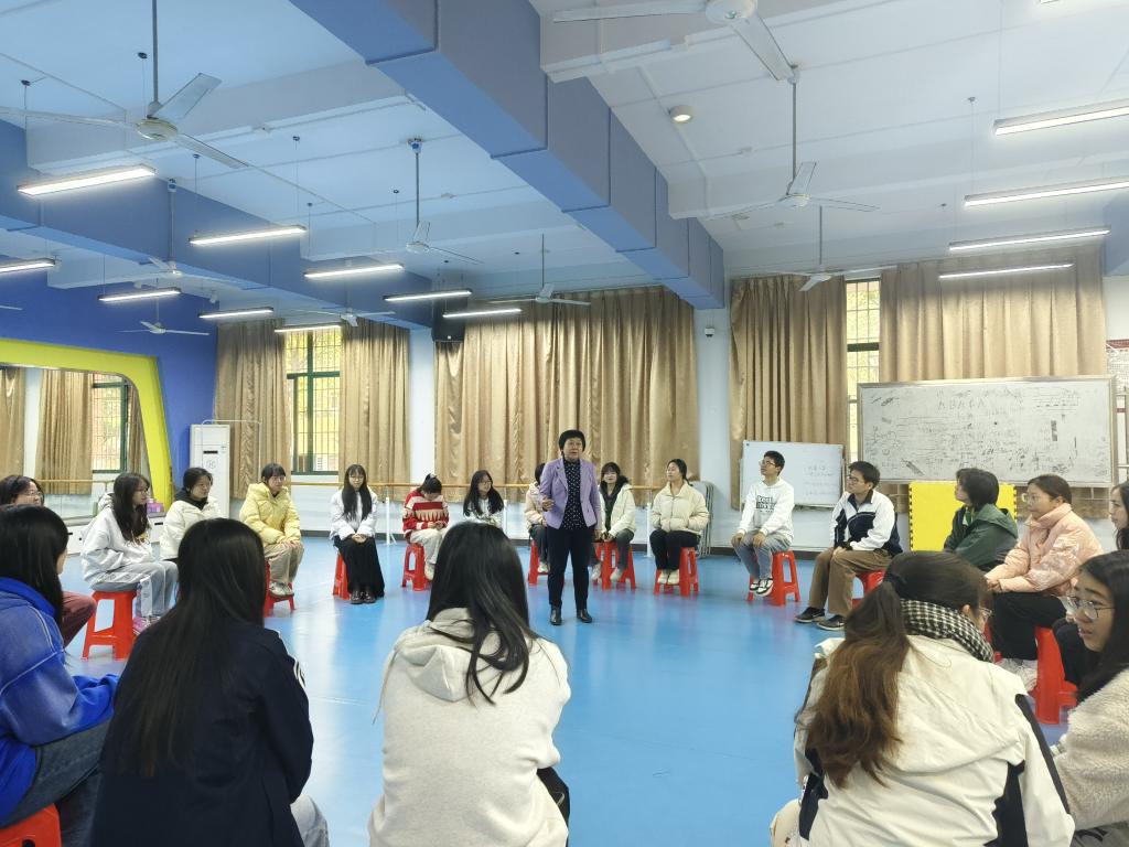 607AE3778268D7E7B90A85BECBB_6B238AFB_1A4EE