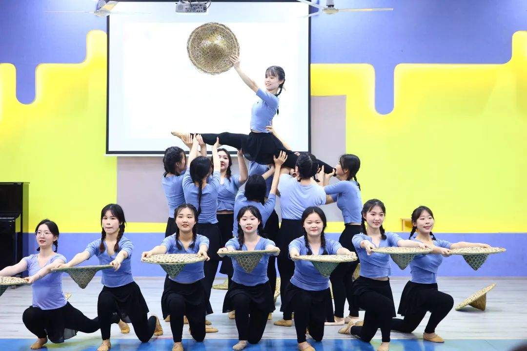 E118B09C47D09D822A3769004B5_034E5F30_B4E6A