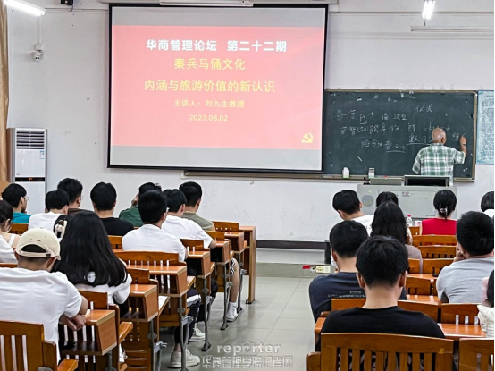 421A75CD4AEB3701B6E8B4C028E_185D732C_E1017