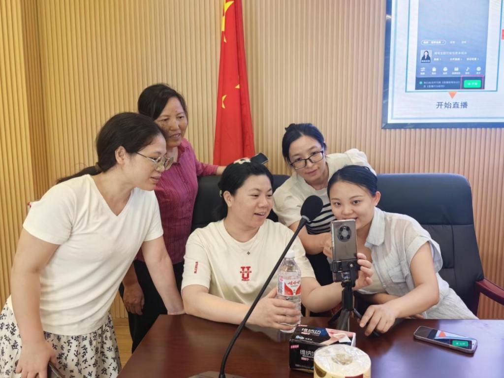 E8647A01E95BFEEE4C1857E24CD_C2126911_18892