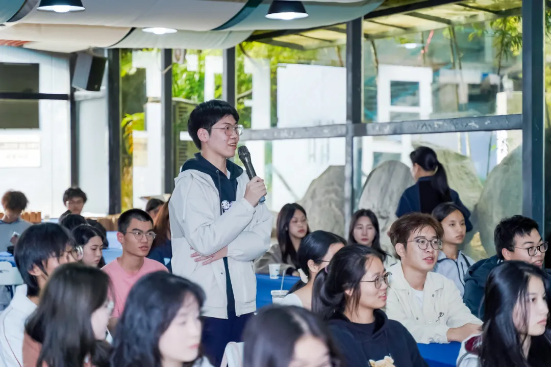 FADEA81824E6618FE8B984B5629_8CF60793_CF28E