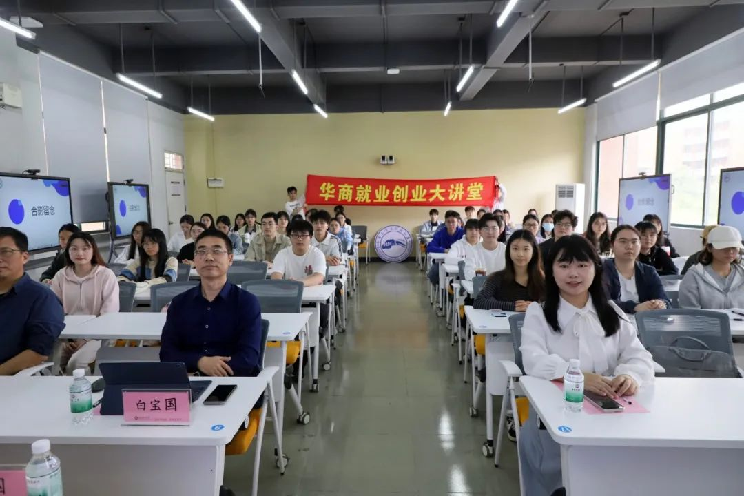 19ED798546EEEC71A4AA7A91F2A_ACB03334_B9006