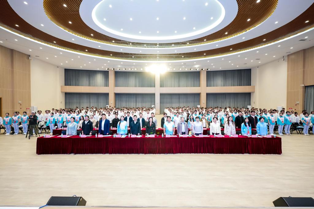 72E8E877689DF850D16B5DFB95D_744672B1_1B69F