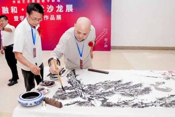 7DAE2ECBDDB8164EFCFA3AB1C45_E7C1ED83_94FA