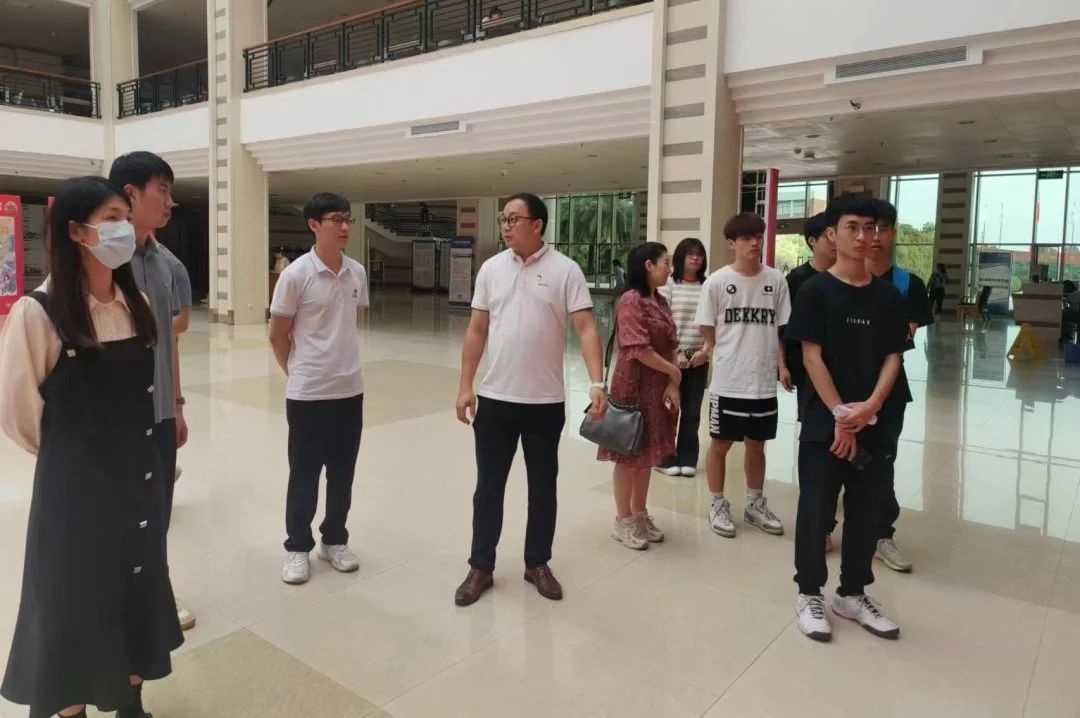 04C73080689DDB7FA31183BC3C7_000A04C8_1664F