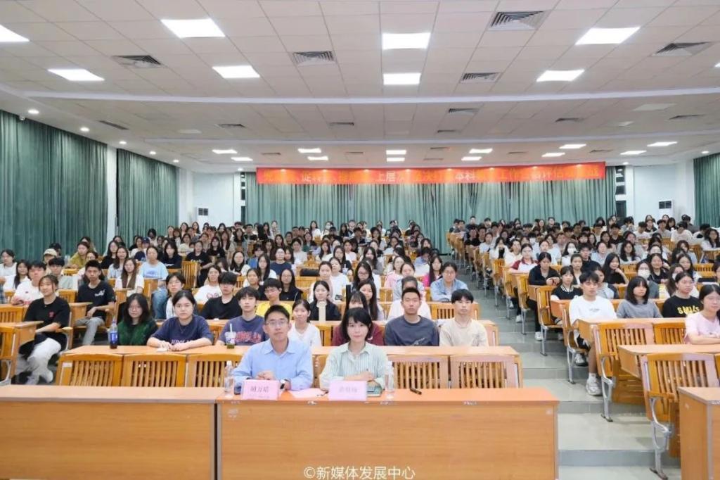 DA2A371FB5510C6AD22413AAFE5_90C33734_198E7