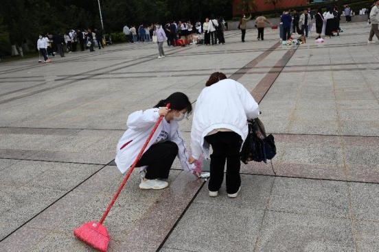 AF6AE7D82CA87A63A6ED8E7F4A3_DDE168B6_C6CE5