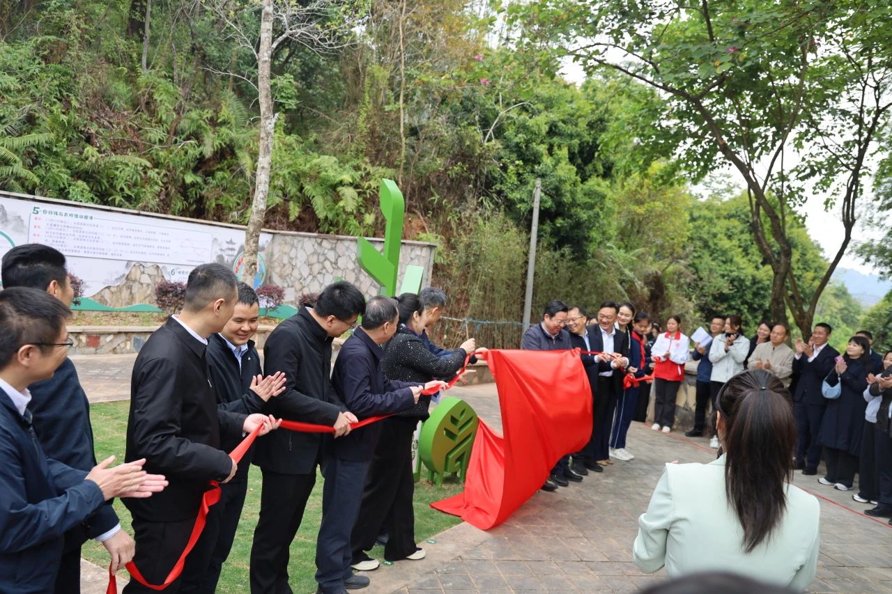 0A5409056F30010533151EDF0AA_791A973E_3EE49 0A5409056F30010533151EDF0AA_791A973E_3EE49