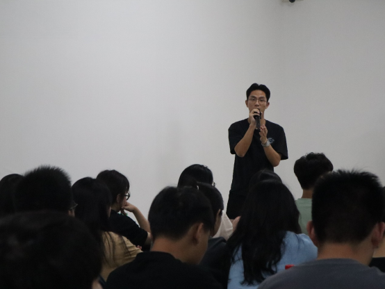 F71CE1C6DF66B86A1D918061E30_A2948BD5_E18C0