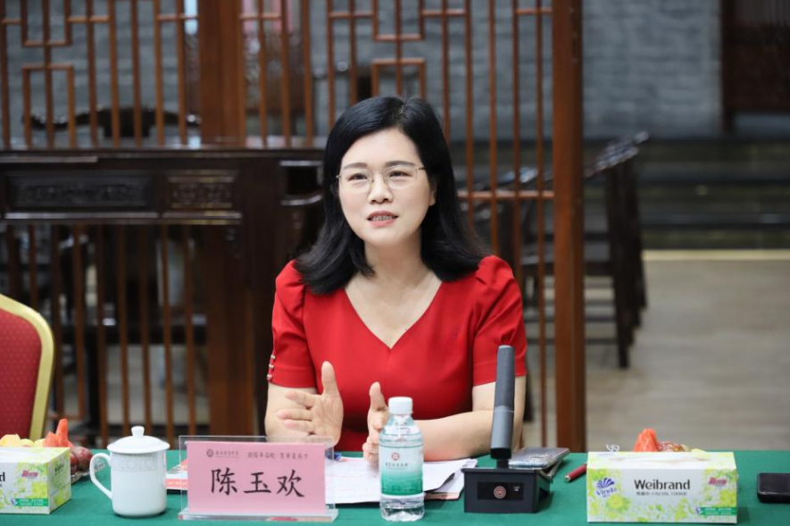 2C0467CB2833F445183ECFB7C50_B0951763_AB227