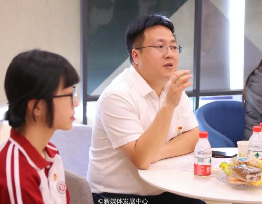 CB407BAEF85915DD99367A5D9C5_C21DC3A1_FBBC