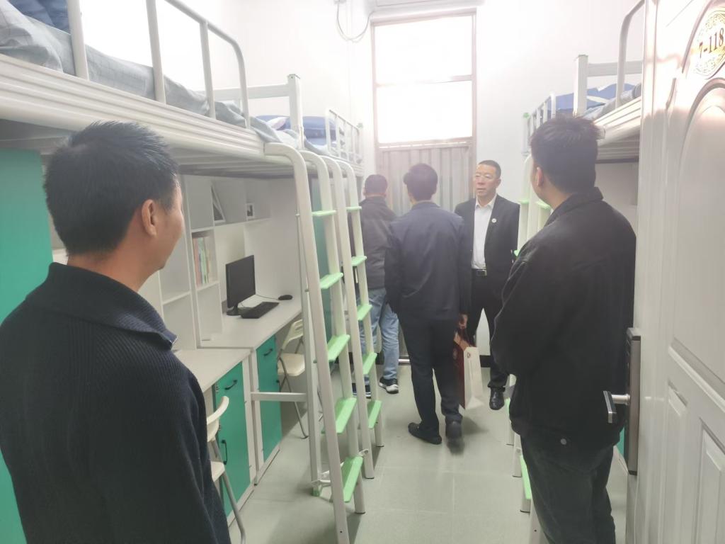 BA21C9A93672FB6B0F23A5E4EF6_47F23BA5_FD00