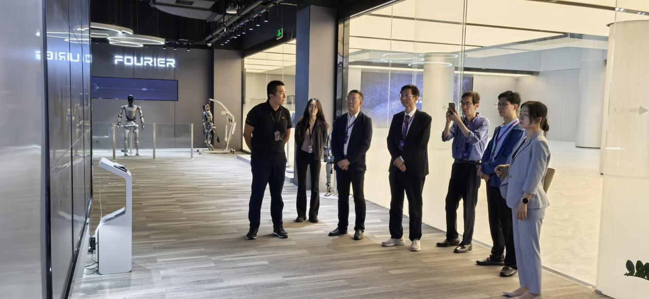 D4376054193F21AD9AE403092B6_5657CC25_B64E7 B64E7