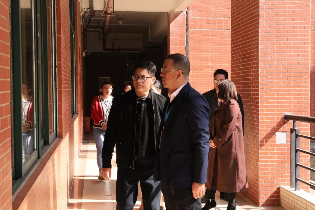 4ABCD2564CDDF723D1FAF629457_D57742D8_20590