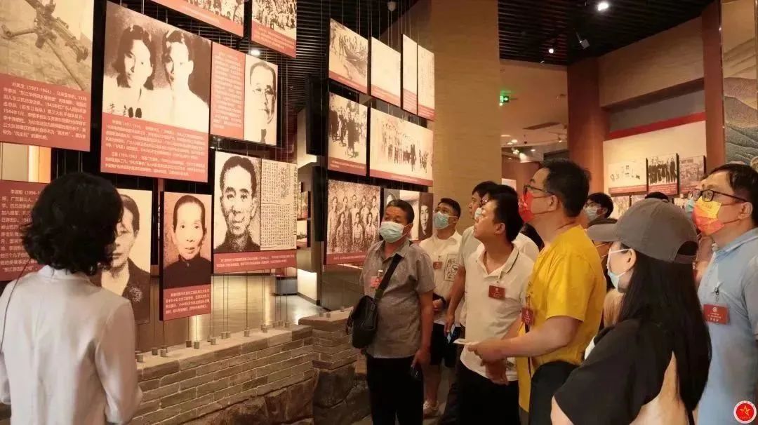 E55659F90B6054C8E2E80BD4E65_D1B50F30_1B668