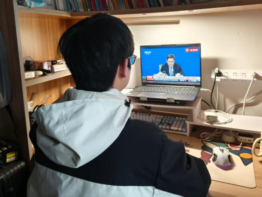 B43F54E0E5784AB1CECB408BF6B_D6A4D979_926BD