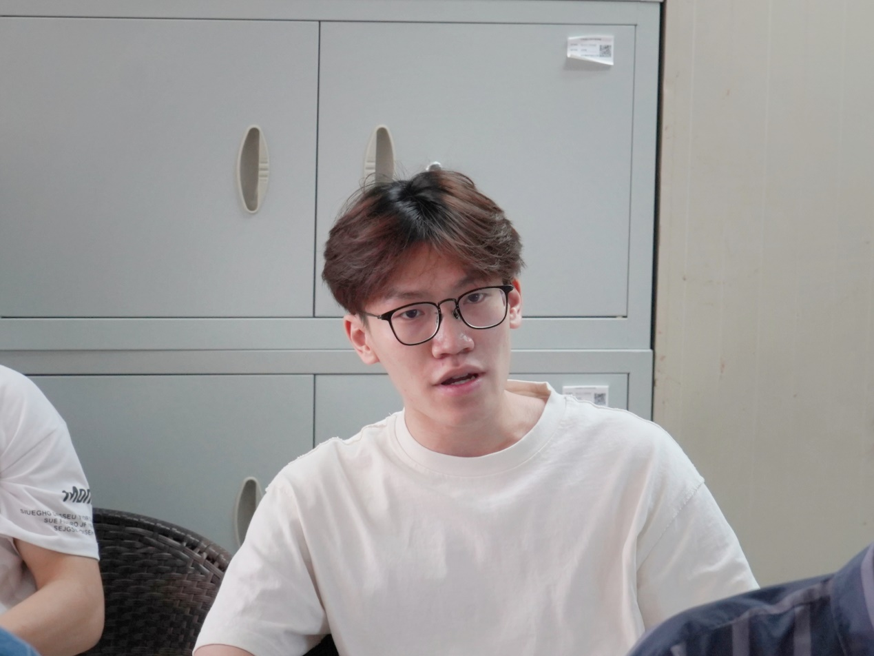 7F492E5F08622D4F0C19631E98B_596719DA_C3332