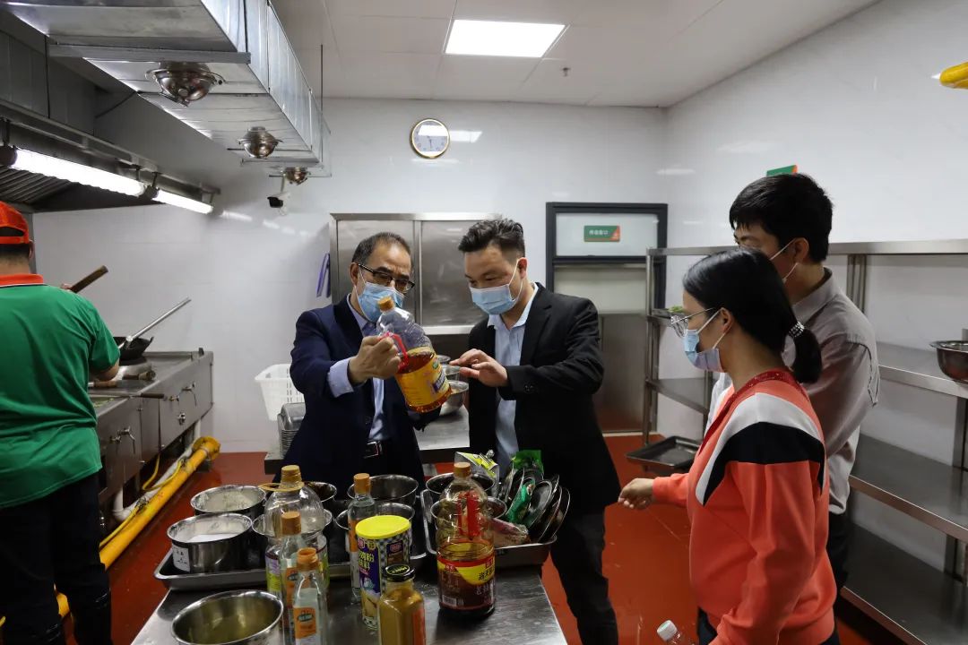 B5C1CBF03C0440BB516F2C42C62_73373D99_19B7C