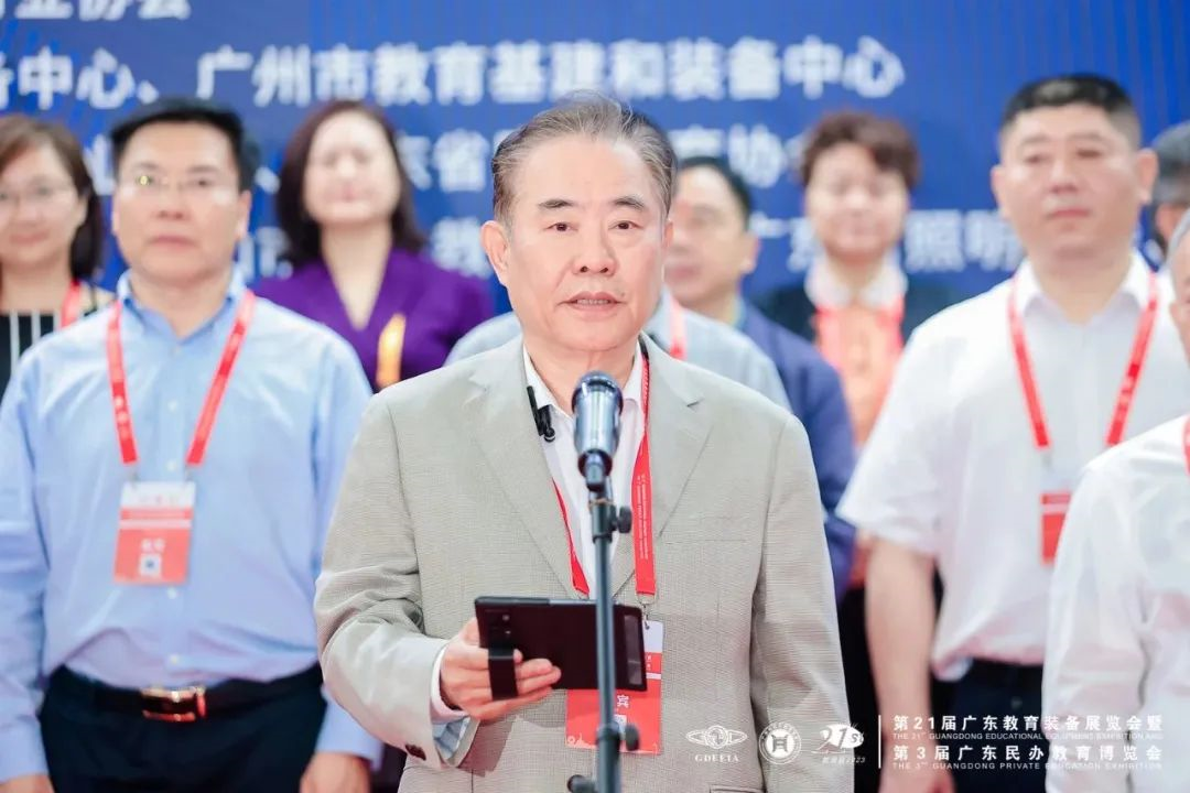 B3EF2126607C1FD10A3C97BB2CE_B0FD6D60_C8FCF