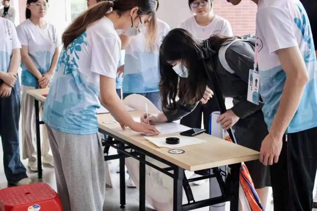 F3C7BDD64DF0CAC3AB7430D25E0_867FDF3C_1A10F