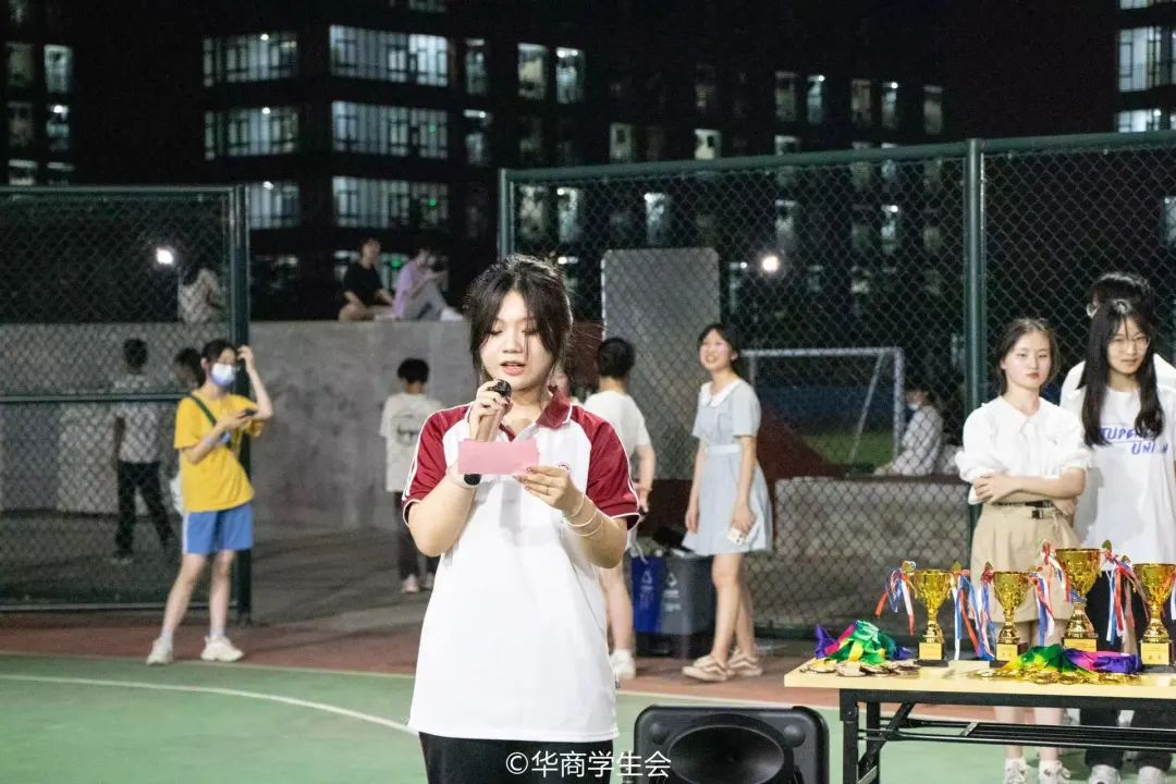 2DA3581FD29B940727B3244FF02_CBA6B3FA_E3E4C