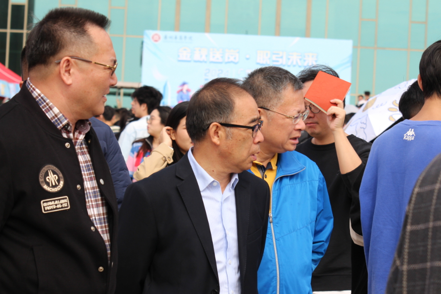 9E000DF4A8875F53E90057B4025_3A17D3C9_D5702 9E000DF4A8875F53E90057B4025_3A17D3C9_D5702