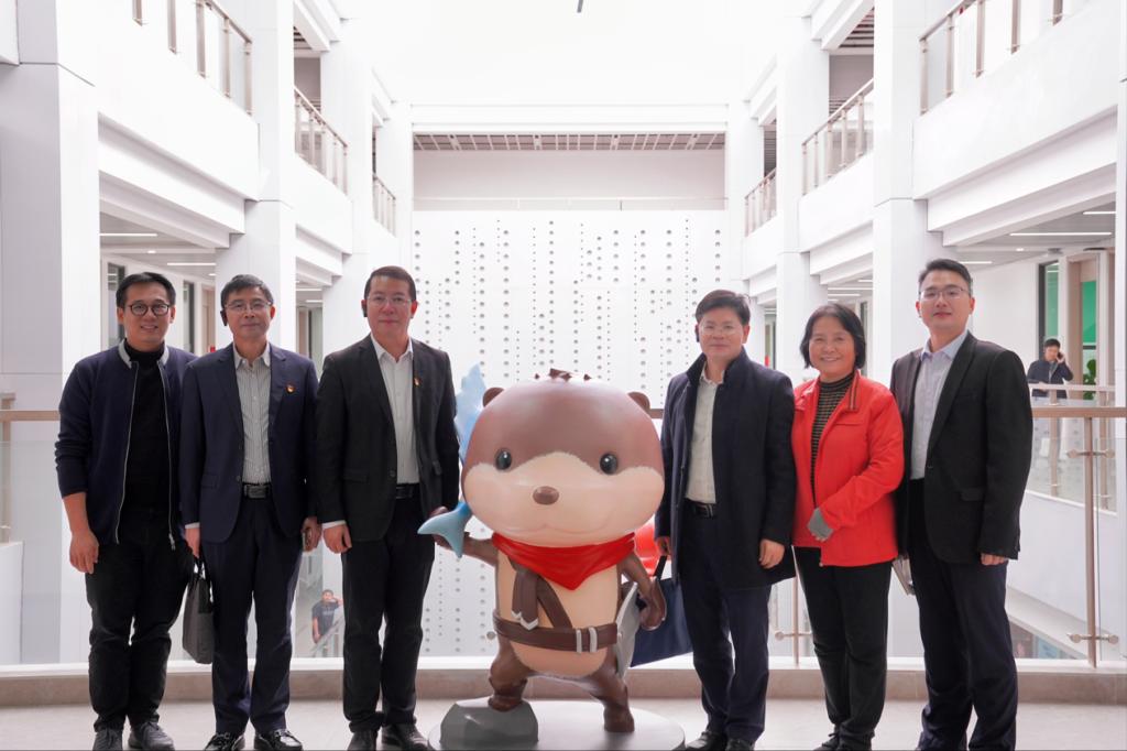 39DEF9F552FEAE8A4D54D272F06_BE6777CC_136C7