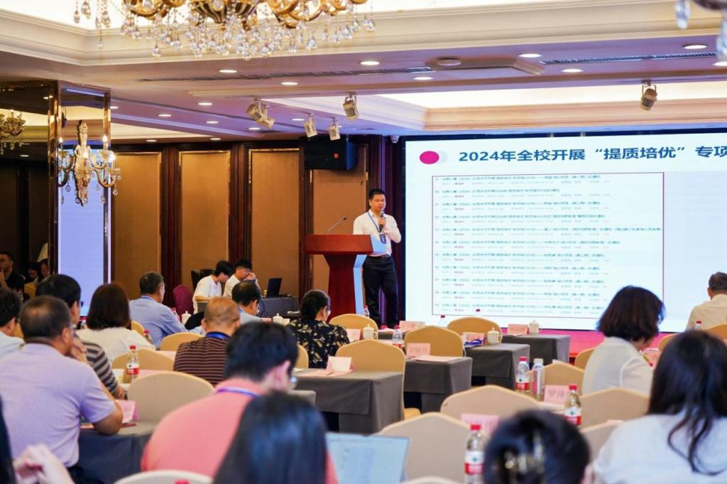 0CF4C9B49552BCD86D536760FEC_21E105B4_17BAB