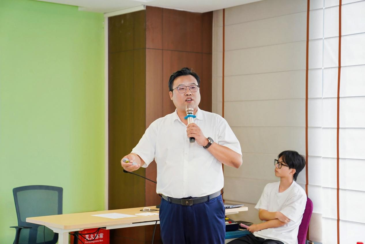 DE7BB790D4F942EE4B47020B2CA_78B95B71_8AA8E