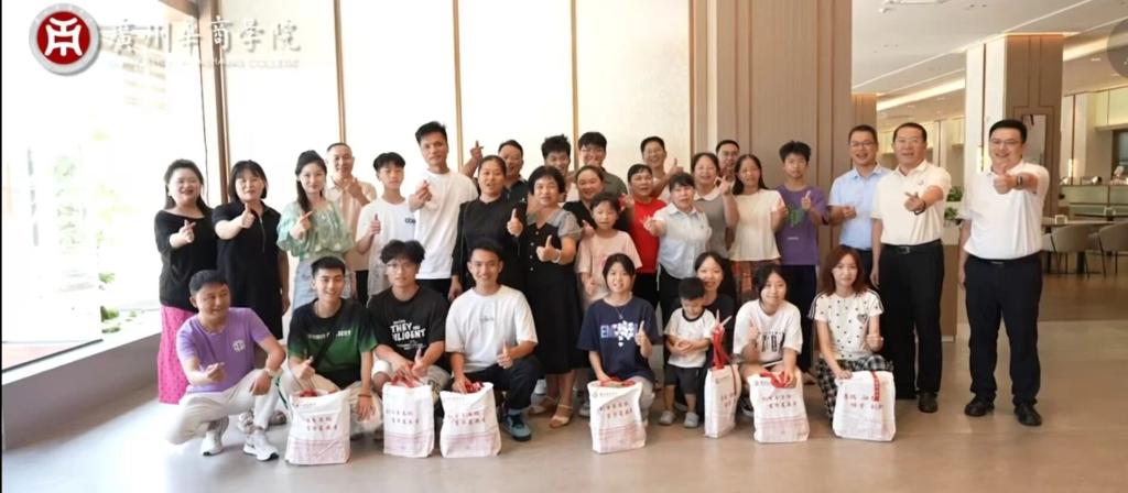 492140AB6C09C76126E2FC57FFD_17A82799_1011C