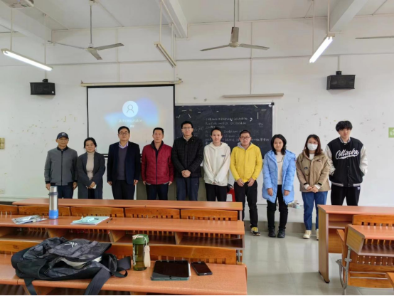 FE80515F8D0D750DE4C05E40DEB_C3BAD7F5_E18C0