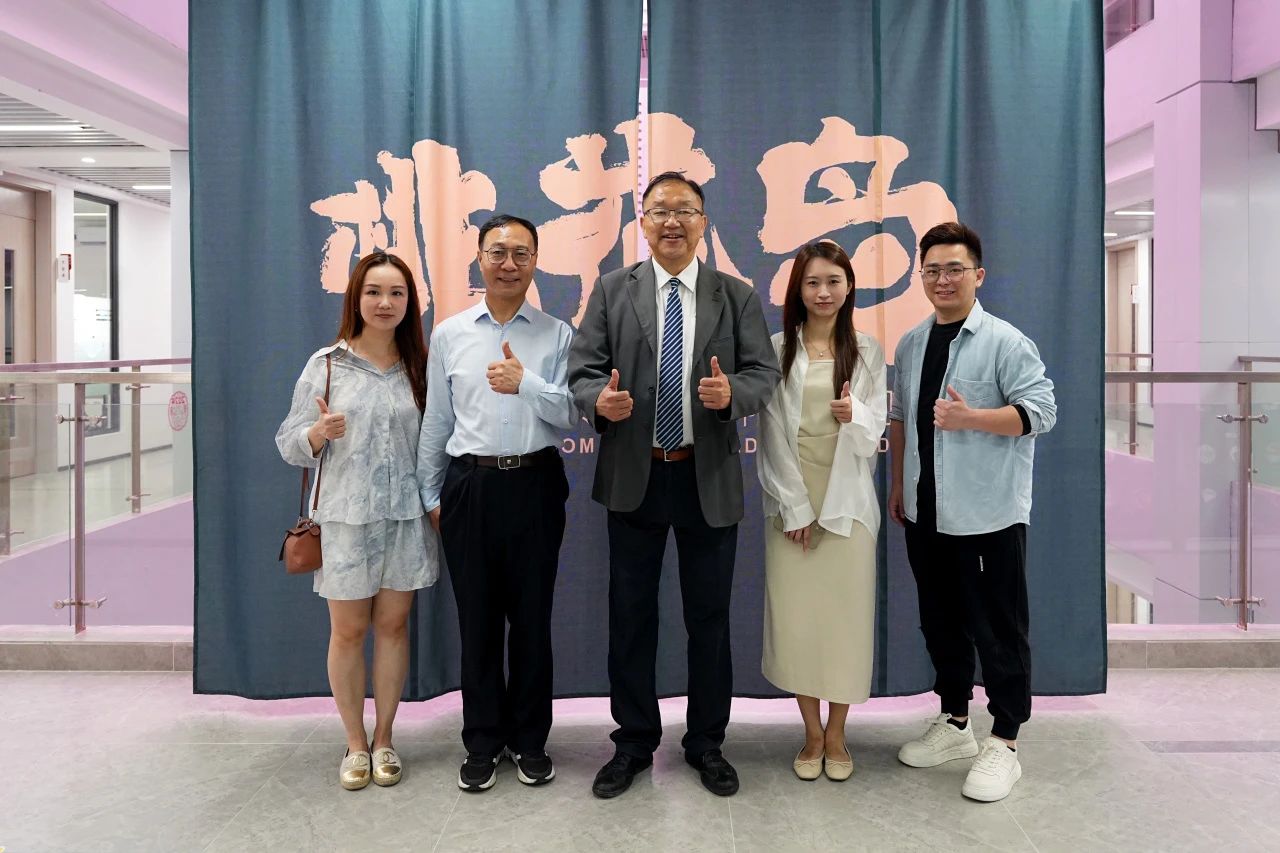 082C69B6ECB629B2B857F6FFF02_7EB223DB_23B73 082C69B6ECB629B2B857F6FFF02_7EB223DB_23B73