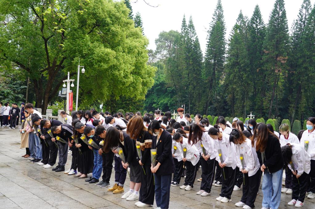 979F01299BC4C2A778BD60C3A6A_3433743C_261FF