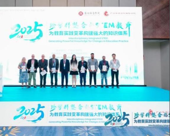 B9AF96398E1C4D071472F3853D1_F74422B5_C3F8