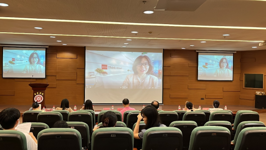 6EE4C77B0BA1A6ECCC82297B207_313A4926_9A4A1