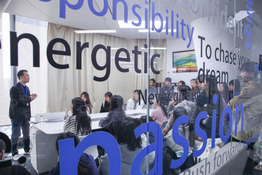 C1C1AC934C9FF8EFF85B8568974_2A4F5580_954F3 C1C1AC934C9FF8EFF85B8568974_2A4F5580_954F3