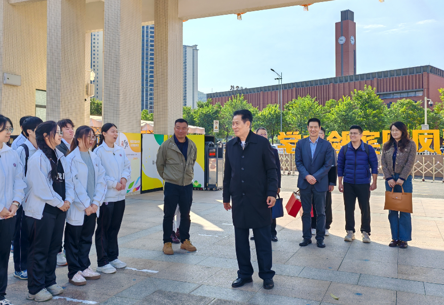 2EB806C1F0BB2D433DB00AF1287_416A093B_E74AF