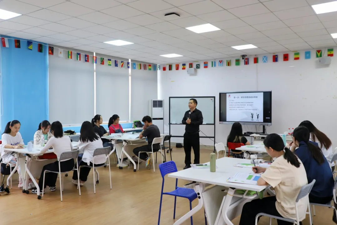 5C5C3CBC67C2B46A021C36100A8_7882A6C8_A93FC