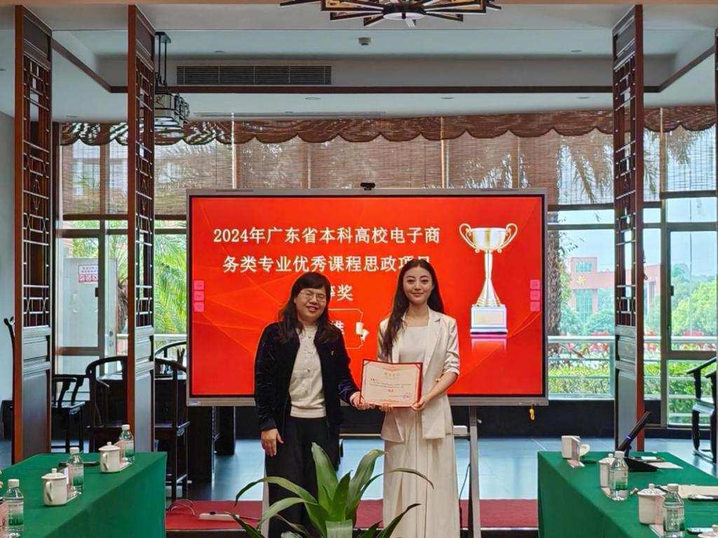 8CD829D24A17ABA5599EE273336_172E97E0_1FEF5 8CD829D24A17ABA5599EE273336_172E97E0_1FEF5