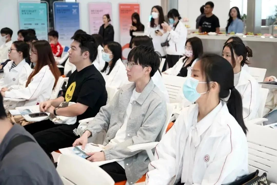 D7AA8E3449A34FFCA33C623E362_CF181171_C4914 D7AA8E3449A34FFCA33C623E362_CF181171_C4914