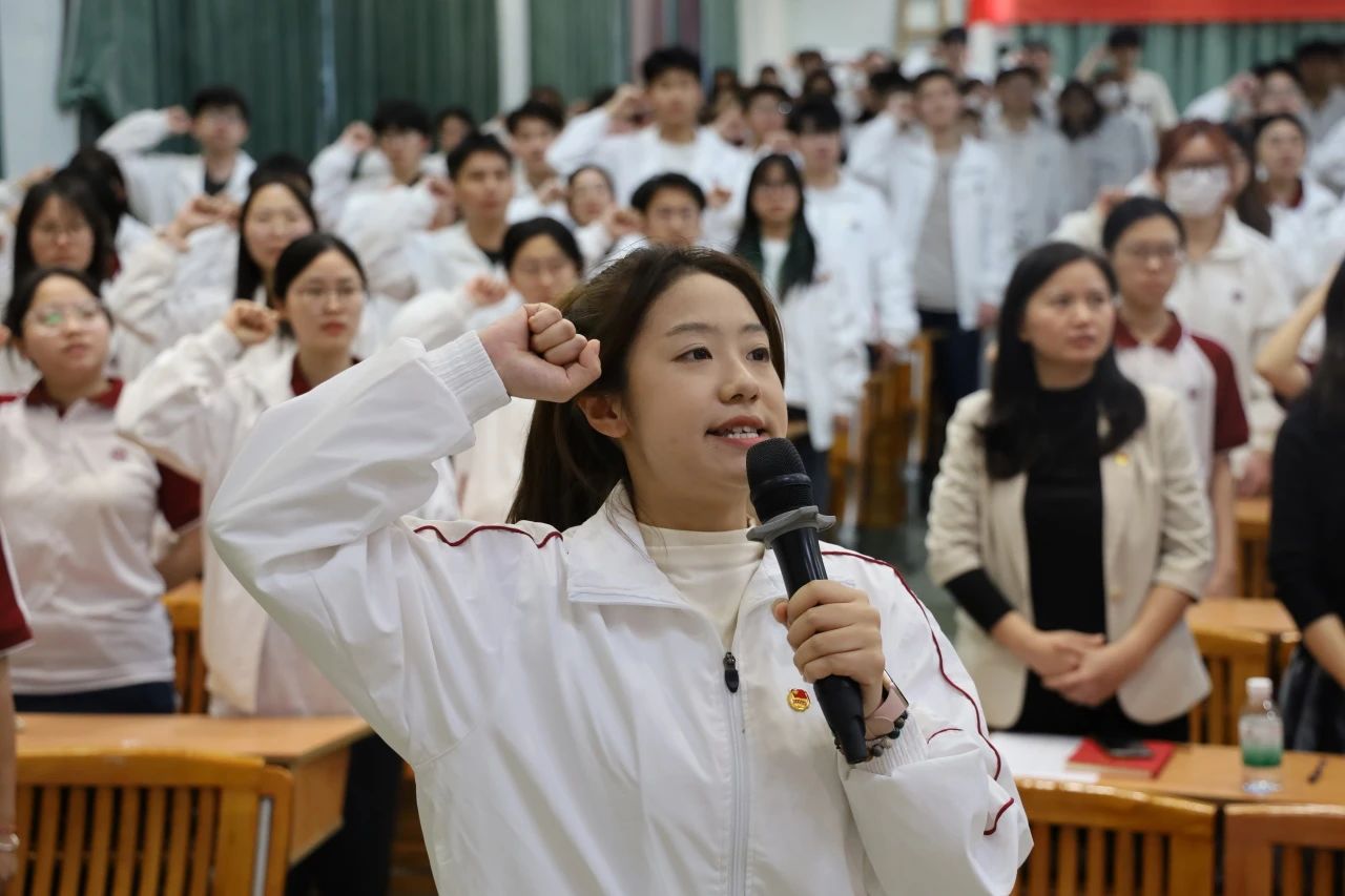 2CB95AF2164147ED21EE9B8AB2F_C6BD6583_1C493