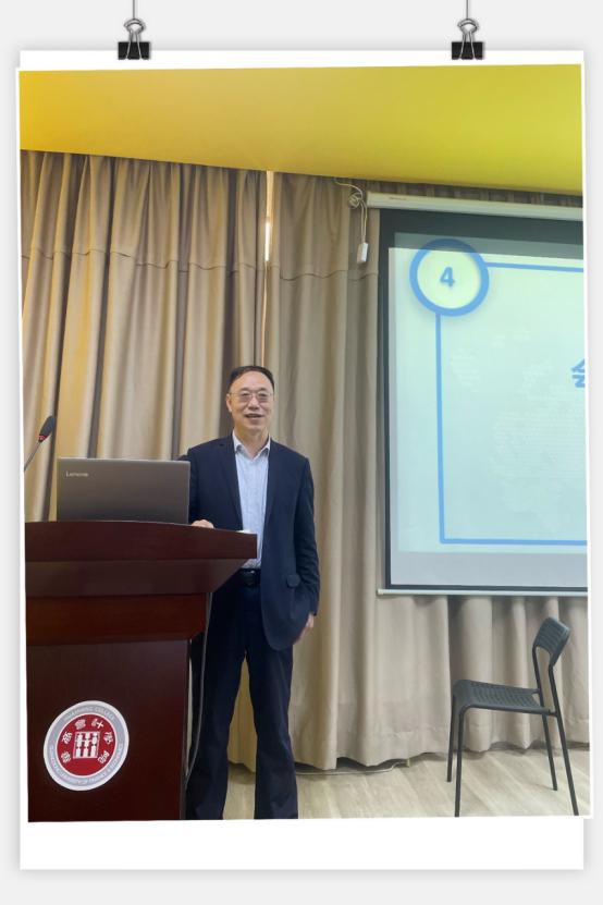 946B3A8DB8281DED08D65B7D6B9_072516DE_B0A2