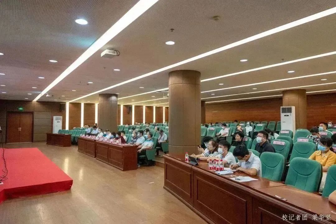 E2F5CFABACDC1F57D89664D7303_A3C134EE_2211E