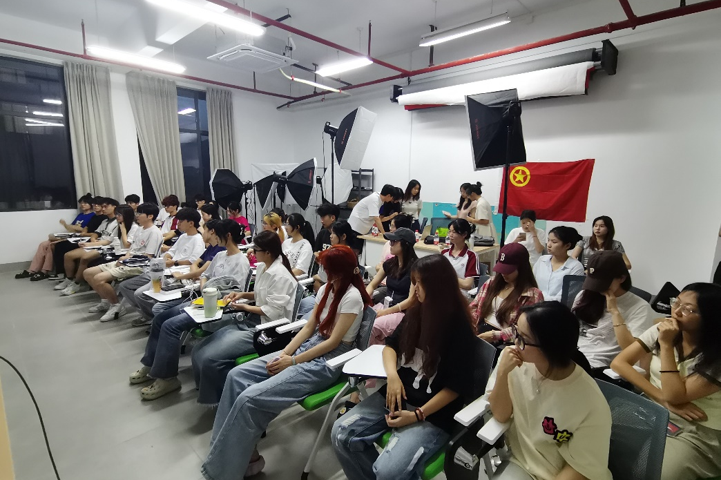 56CEF6DD76F45DB127CFF4EC9D6_4322765B_DFEB3