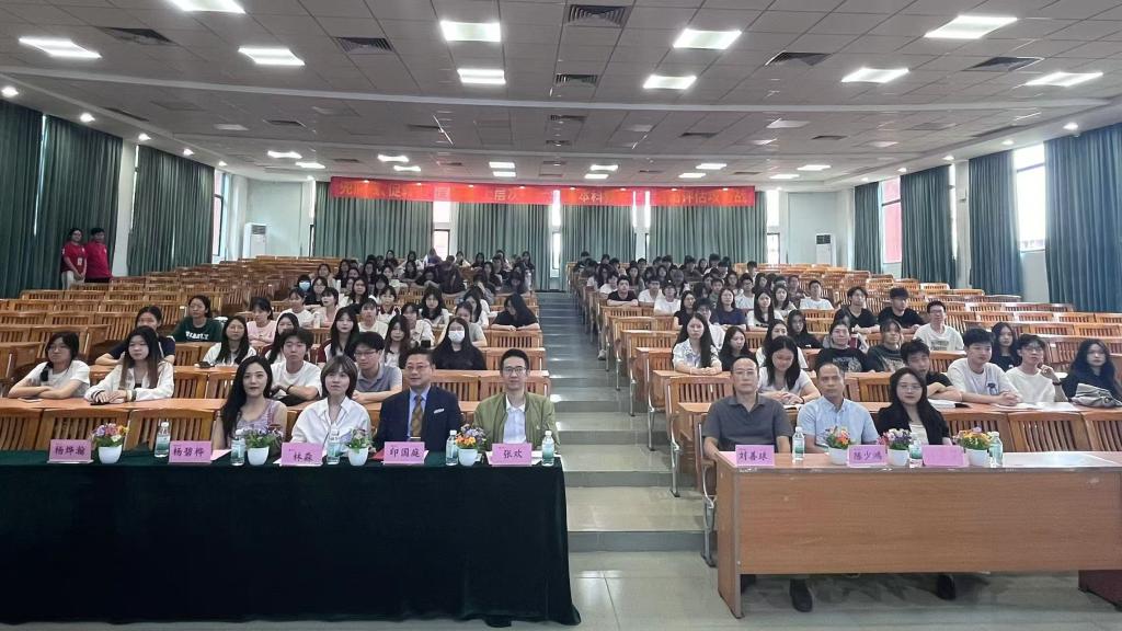 24CD465EB1E96FC1FFEAFB1BC58_BAAF088E_19878