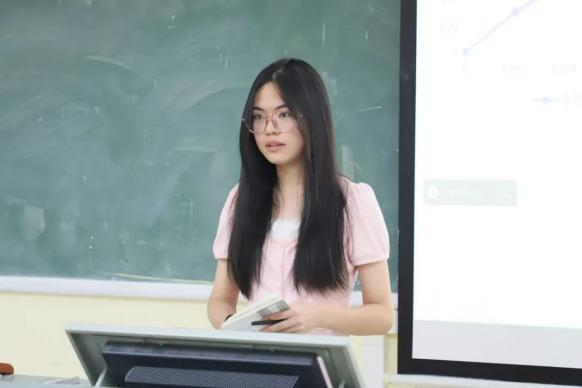 E9B2624BBF92E90A1BFC6E96A0C_6446FDE7_23082