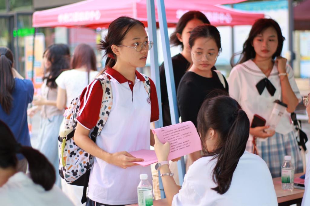 F7E0970152DC1501AF0BA73865E_6D5341CE_143A1