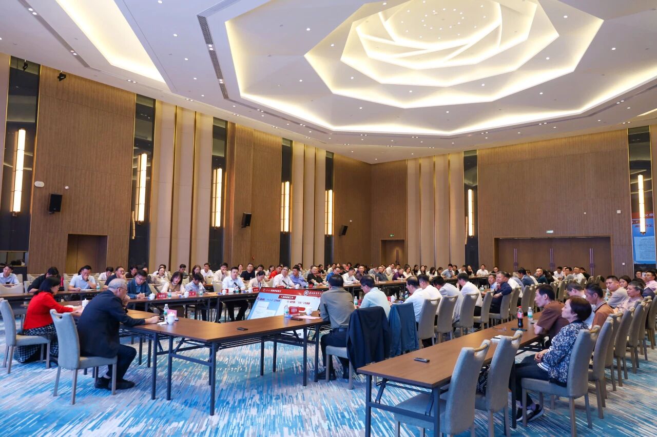 4DF103261F778A952B4CB594B95_FE36BE4F_2EA4A