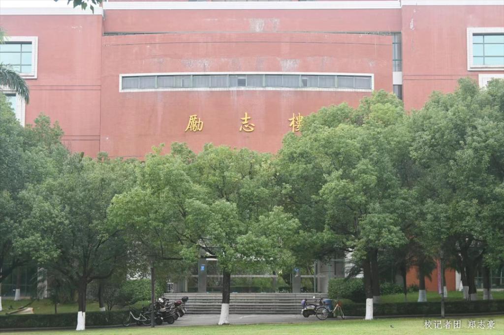 5DA97921012E0A45AF5D9F96685_7D9AFDDA_1A57E