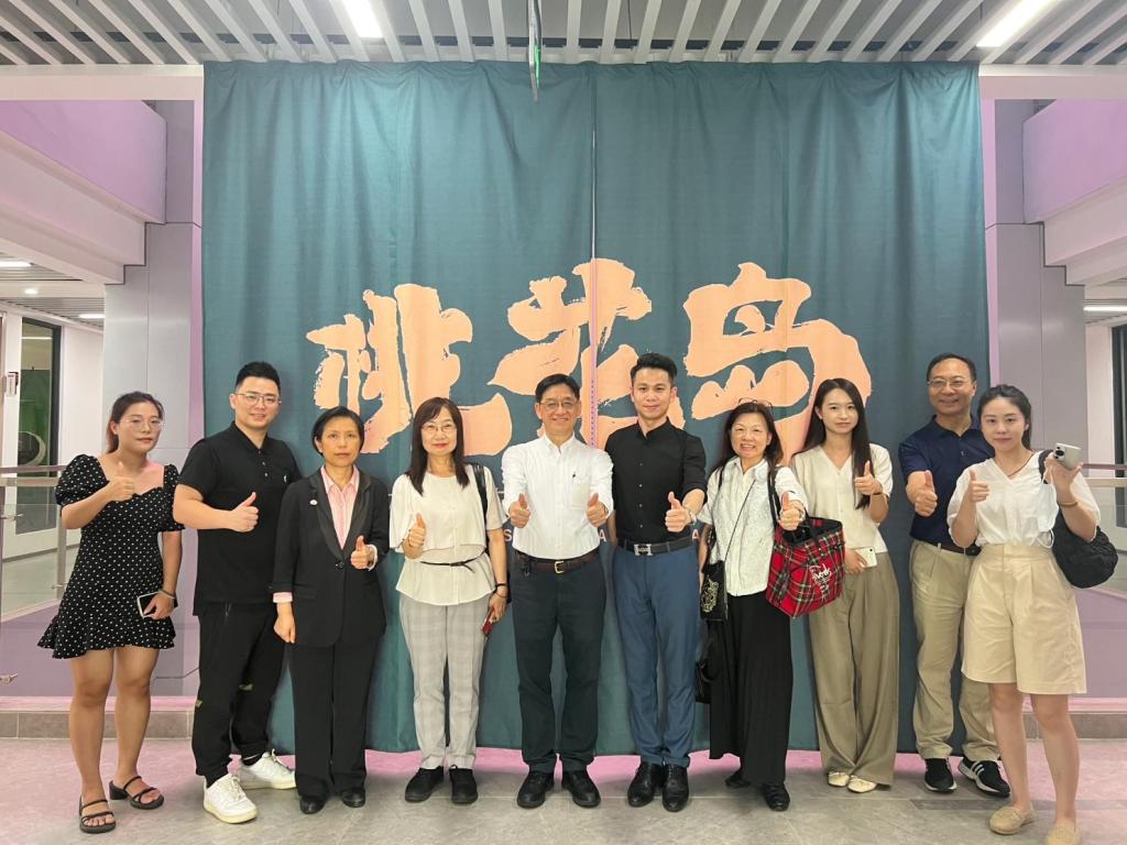 E274912C379C436F26AEF18B487_44ABCED9_1B937